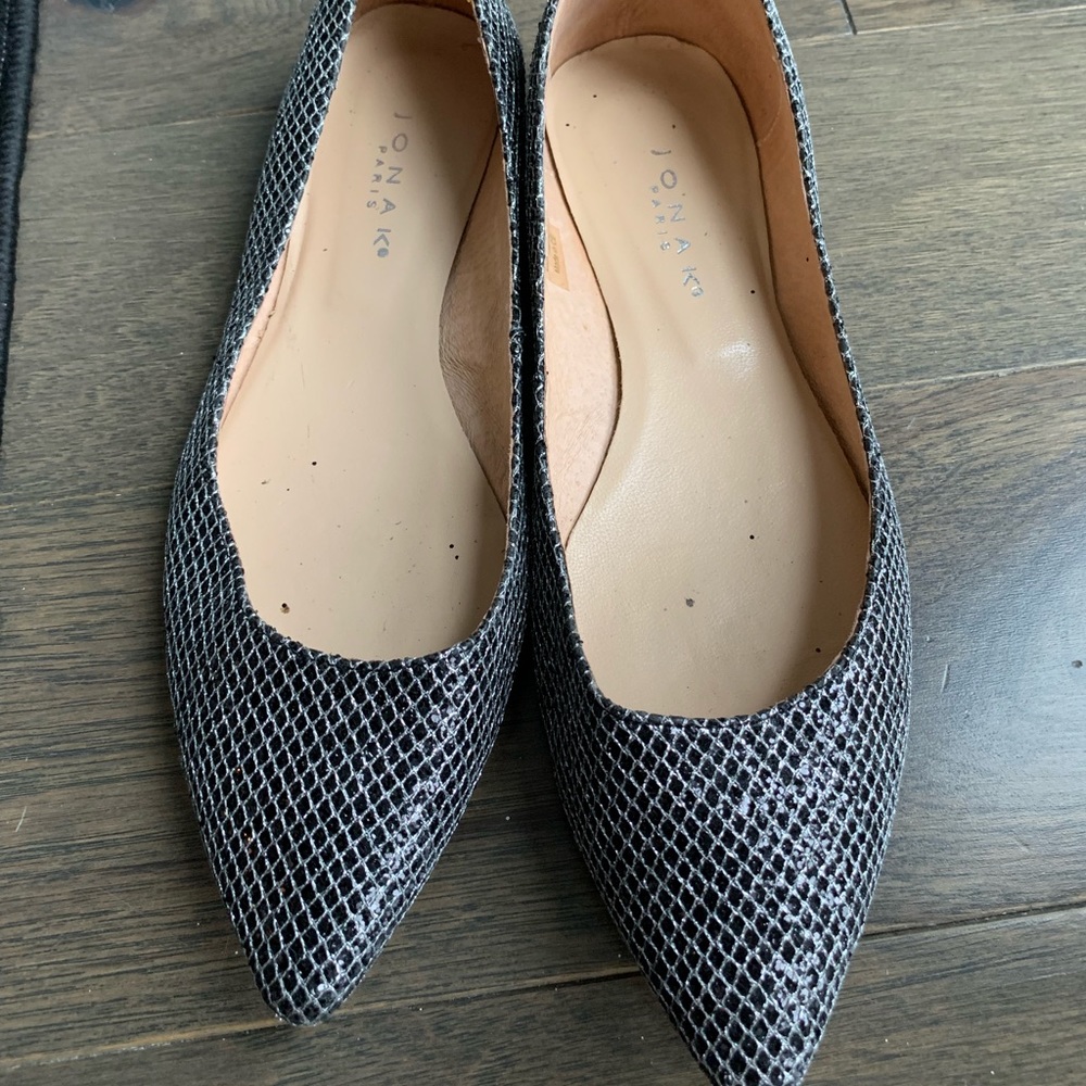 Jonak Silver/Black metalic flats size 40